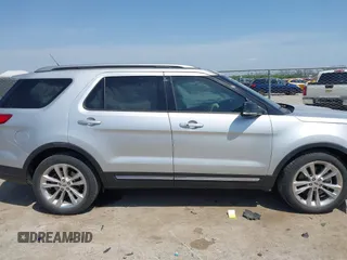 2018 Ford Explorer XLT z VIN 1FM5K7D86JGB78363, wystawiony jako IAAI lot #42028732 z przebiegiem 97 745 mil mil oraz . Historia ofert i sprzedaży dostępna na DreamBid. Obrazek 13.