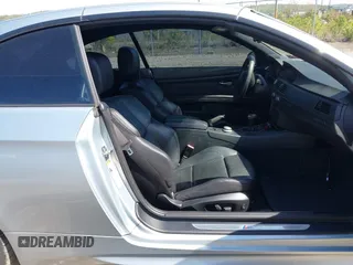 2008 BMW 3 Series M3 with VIN WBSWL93518P330402, listed as a IAAI auction lot 42165825 with 53,531 mi miles and . Bid and sale history available at carsss.com. Image 5.