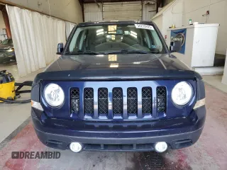 2016 Jeep Patriot High Altitude with VIN 1C4NJRFB7GD786799, listed as a Copart auction lot 58235925 with 97,780 mi miles and Salvage title. Bid and sale history available at DreamBid. Image 5.