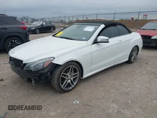 2016 Mercedes-Benz E 400 with VIN WDDKK6FF0GF319946, listed as a IAAI auction lot 41624659 with 54,551 mi miles and . Bid and sale history available at carsss.com. Image 17.