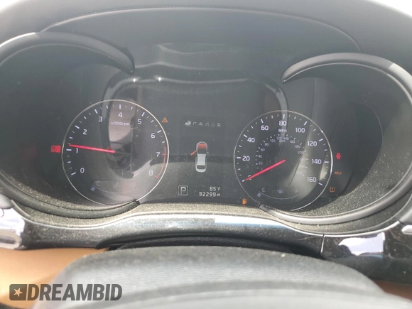 2017 Kia K900 Luxury with VIN KNALU4D36H6035113, listed as a Copart auction lot 52141195 with 92,299 mi miles and Salvage Title. Bid and sale history available at carsss.com. Image 9.