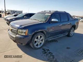 2012 Chevrolet Avalanche LT with VIN 3GNMCFE00CG274892, listed as a Copart auction lot 50359765 with 169,950 mi miles and Clean Title. Bid and sale history available at carsss.com. Image 1.