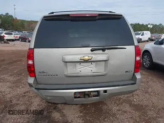 2007 Chevrolet Suburban LTZ with VIN 3GNFK16397G242438, listed as a IAAI auction lot 41096147 with 206,528 mi miles and . Bid and sale history available at DreamBid. Image 6.