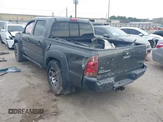 2012 Toyota Tacoma PreRunner z VIN 5TFJU4GN9CX026299, wystawiony jako IAAI lot #41548214 z przebiegiem 188 934 mil mil oraz . Historia ofert i sprzedaży dostępna na DreamBid. Obrazek 3.
