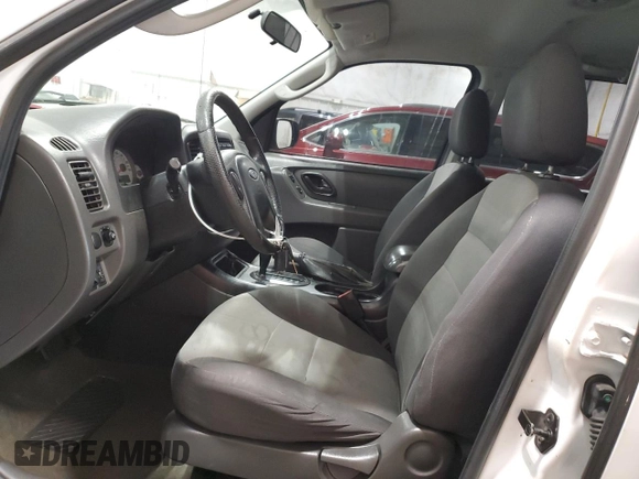 2007 Ford Escape XLS with VIN 1FMYU02Z47KA04520, listed as a Copart auction lot 62607805 with 109,276 mi miles and Clean title. Bid and sale history available at DreamBid. Image 7.