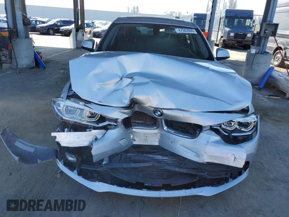 2018 BMW 3 Series 320i with VIN WBA8A9C59JAD26869, listed as a Copart auction lot 47503935 with 127,627 mi miles and Salvage Title. Bid and sale history available at carsss.com. Image 5.