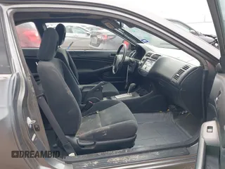 2005 Honda Civic Cpe EX with VIN 1HGEM22995L039162, listed as a IAAI auction lot 41927629 with 295,610 mi miles. Bid and sale history available at carsss.com. Image 5.