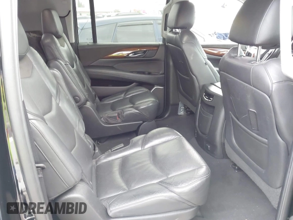 2020 Cadillac Escalade ESV Luxury z VIN 1GYS4HKJ7LR116999, wystawiony jako IAAI lot #40707280 z przebiegiem 117 358 mil mil oraz . Historia ofert i sprzedaży dostępna na DreamBid. Obrazek 8.