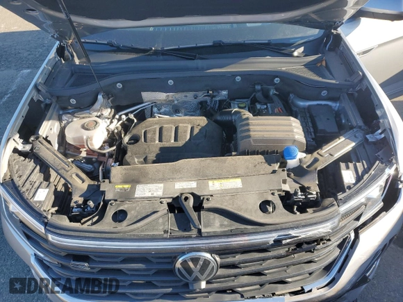 2024 Volkswagen Atlas SEL Premium R-Line с VIN 1V2FR2CA4RC507753, выставлен на аукционе Copart как лот 83025414 с пробегом 17 225 миль миль и Списание • Salvage title. История ставок и продаж доступна на DreamBid. Изображение 12.