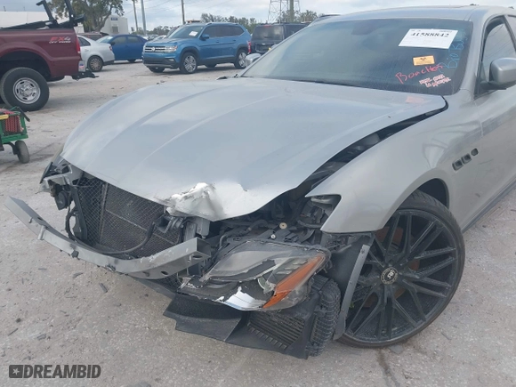 2014 Maserati Quattroporte GTS with VIN ZAM56PPA2E1074982, listed as a IAAI auction lot 41588842 with 1 mi miles. Bid and sale history available at carsss.com. Image 12.