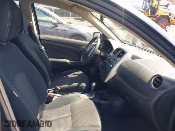 2016 Nissan Versa S Plus with VIN 3N1CN7AP0GL809324, listed as a IAAI auction lot 41882293 with 160,167 mi miles. Bid and sale history available at carsss.com. Image 5.