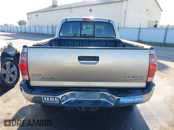 2005 Toyota Tacoma PreRunner with VIN 3TMKU72N55M003169, listed as a IAAI auction lot 41337937 with 142,474 mi miles. Bid and sale history available at carsss.com. Image 16.