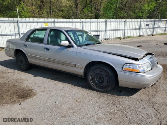 2004 Mercury Grand Marquis GS with VIN 2MEFM74W84X603936, listed as a Copart auction lot 51343945 with 73,434 mi miles and Clean Title. Bid and sale history available at carsss.com. Image 4.