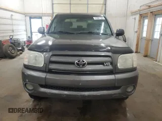 2005 Toyota Tundra Limited z VIN 5TBET38105S467542, wystawiony jako Copart lot #57887155 z przebiegiem Nie podano mil oraz Szkoda całkowita • Salvage title. Historia ofert i sprzedaży dostępna na DreamBid. Obrazek 5.