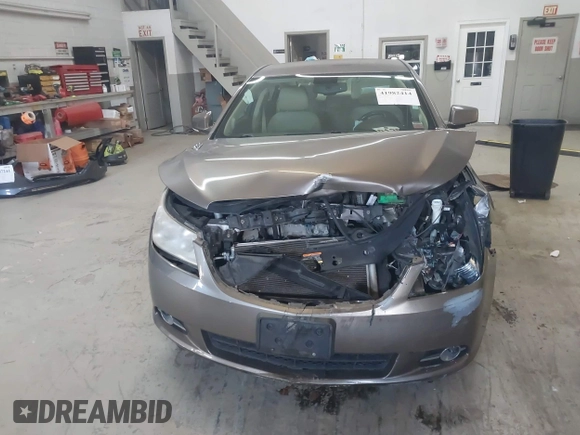 2010 Buick LaCrosse CXL with VIN 1G4GC5EG3AF231154, listed as a IAAI auction lot 41982414 with 105,507 mi miles and . Bid and sale history available at DreamBid. Image 12.