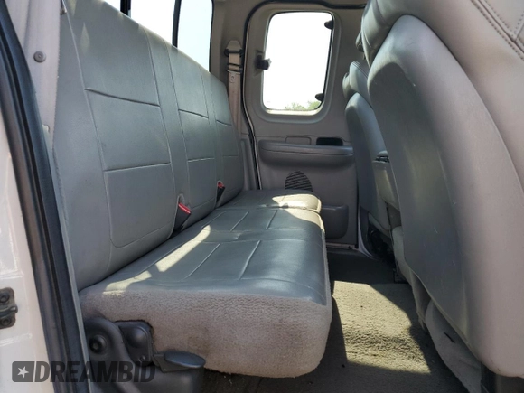 2002 Ford F-150 XL z VIN 1FTRX18LX2NA09494, wystawiony jako Copart lot #55255925 z przebiegiem 331 667 mil mil oraz Szkoda całkowita • Salvage title. Historia ofert i sprzedaży dostępna na DreamBid. Obrazek 10.