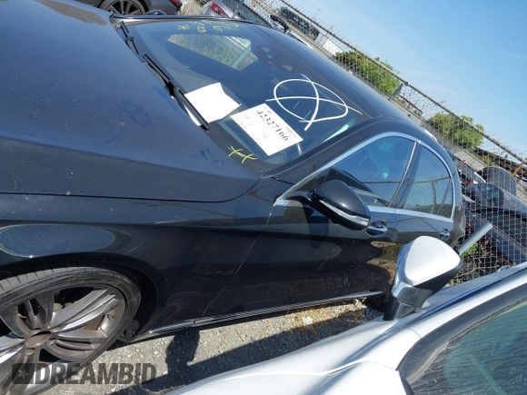 2019 Mercedes-Benz S 560 z VIN WDDUG8DB0KA456557, wystawiony jako IAAI lot #42327166 z przebiegiem 61 962 mil mil oraz . Historia ofert i sprzedaży dostępna na DreamBid. Obrazek 15.