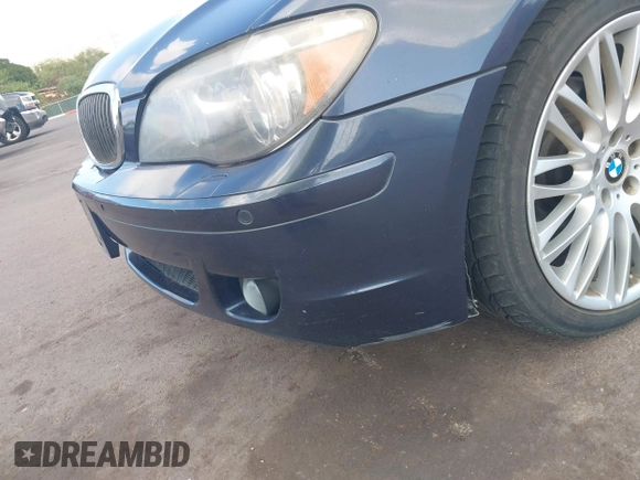 2008 BMW 7 Series 750Li with VIN WBAHN83548DT83470, listed as a IAAI auction lot 41071244 with 106,064 mi miles and . Bid and sale history available at DreamBid. Image 6.