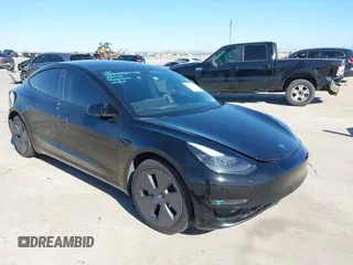 2023 Tesla Model 3 z VIN 5YJ3E1EA9PF587476, wystawiony jako IAAI lot #41744170 z przebiegiem 27 541 mil mil oraz . Historia ofert i sprzedaży dostępna na DreamBid. Obrazek 1.