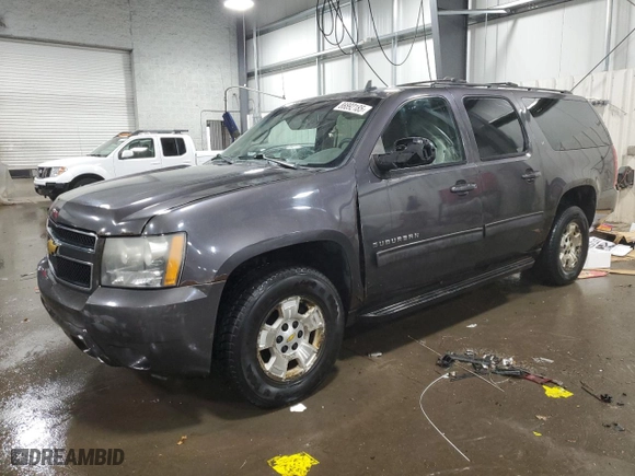 2010 Chevrolet Suburban LT with VIN 1GNUKJE30AR212437, listed as a Copart auction lot 88892185 with 343,089 mi miles and Salvage Title. Bid and sale history available at carsss.com. Image 1.