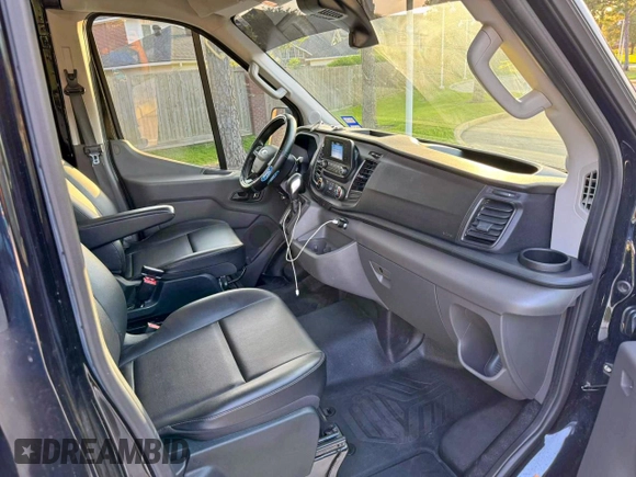2023 Ford Transit Cargo with VIN 1FTYE1C87PKA24984, listed as a Copart auction lot 65462015 with 36,515 mi miles and Clean title. Bid and sale history available at DreamBid. Image 5.