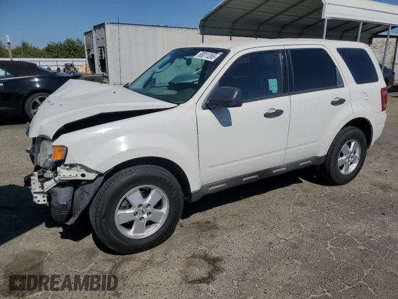 2012 Ford Escape XLS z VIN 1FMCU0C76CKB12316, wystawiony jako Copart lot #65011265 z przebiegiem 139 992 mil mil oraz Szkoda całkowita • Salvage title. Historia ofert i sprzedaży dostępna na DreamBid. Obrazek 1.