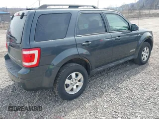 2008 Ford Escape Limited with VIN 1FMCU94138KB00498, listed as a IAAI auction lot 41844905 with 181,736 mi miles. Bid and sale history available at carsss.com. Image 4.
