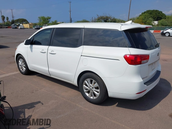 2015 Kia Sedona LX with VIN KNDMB5C15F6026922, listed as a IAAI auction lot 41563861 with 133,733 mi miles. Bid and sale history available at carsss.com. Image 3.