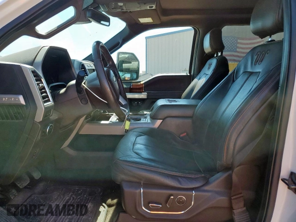 2016 Ford F-150 XLT z VIN 1FTEW1EG4GFA83973, wystawiony jako Copart lot #58862585 z przebiegiem 172 557 mil mil oraz Szkoda całkowita • Salvage title. Historia ofert i sprzedaży dostępna na DreamBid. Obrazek 7.