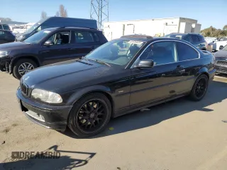 2001 BMW 3 Series 330Ci with VIN WBABN534X1JU33100, listed as a Copart auction lot 42536905 with 158,792 mi miles and Clean Title. Bid and sale history available at carsss.com. Image 1.