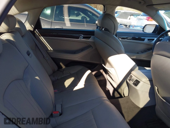 2015 Hyundai Genesis 3.8L with VIN KMHGN4JE7FU038338, listed as a IAAI auction lot 41062654 with 163,468 mi miles and . Bid and sale history available at DreamBid. Image 8.