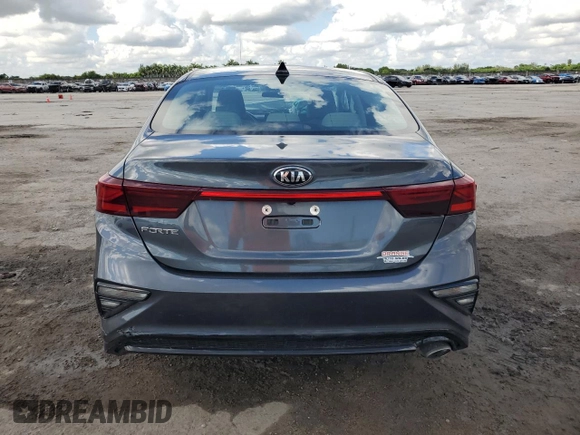 2021 Kia Forte FE z VIN 3KPF24AD8ME373460, wystawiony jako Copart lot #45184105 z przebiegiem 54 878 mil mil oraz Czysty tytuł • Clean title. Historia ofert i sprzedaży dostępna na DreamBid. Obrazek 6.