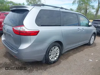 2017 Toyota Sienna XLE Auto Access Seat with VIN 5TDYZ3DC2HS845245, listed as a IAAI auction lot 42161078 with 154,418 mi miles and . Bid and sale history available at DreamBid. Image 4.