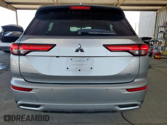 2024 Mitsubishi Outlander SE z VIN JA4J4VA87RZ036071, wystawiony jako Copart lot #58907545 z przebiegiem 30 683 mil mil oraz Nie do naprawy • Non repairable. Historia ofert i sprzedaży dostępna na DreamBid. Obrazek 6.