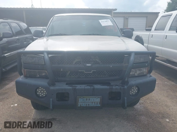 2005 Chevrolet Silverado 1500 Z71 z VIN 1GCEK19B95E162682, wystawiony jako IAAI lot #42270833 z przebiegiem 180 741 mil mil oraz . Historia ofert i sprzedaży dostępna na DreamBid. Obrazek 12.