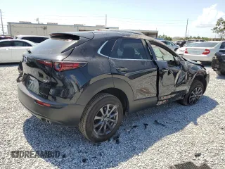 2024 Mazda CX-30 S with VIN 3MVDMBAM6RM703369, listed as a Copart auction lot 58508225 with 10,253 mi miles and Non repairable. Bid and sale history available at DreamBid. Image 3.