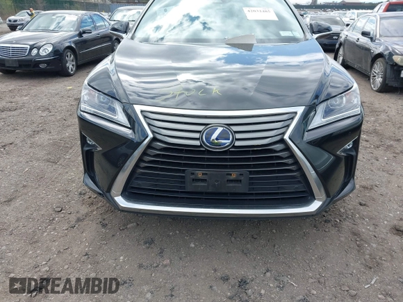 2018 Lexus RX with VIN 2T2BGMCA0JC024236, listed as a IAAI auction lot 42032485 with 105,046 mi miles. Bid and sale history available at carsss.com. Image 12.