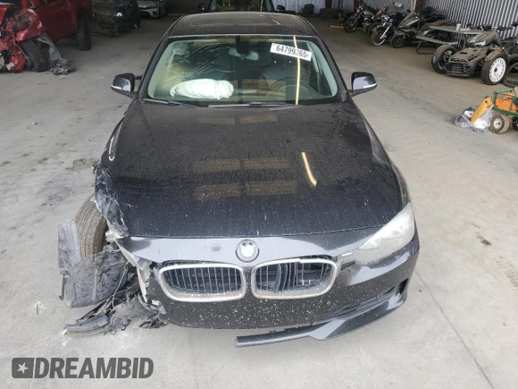 2013 BMW 3 Series 328i xDrive с VIN WBA3B5G50DNS03790, выставлен на аукционе Copart как лот 64799365 с пробегом Не указан миль и Списание • Salvage title. История ставок и продаж доступна на DreamBid. Изображение 5.