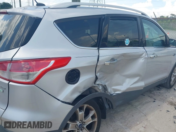 2014 Ford Escape Titanium с VIN 1FMCU0J91EUD93260, выставлен на аукционе IAAI как лот 42495051 с пробегом 97 164 миль миль и . История ставок и продаж доступна на DreamBid. Изображение 6.