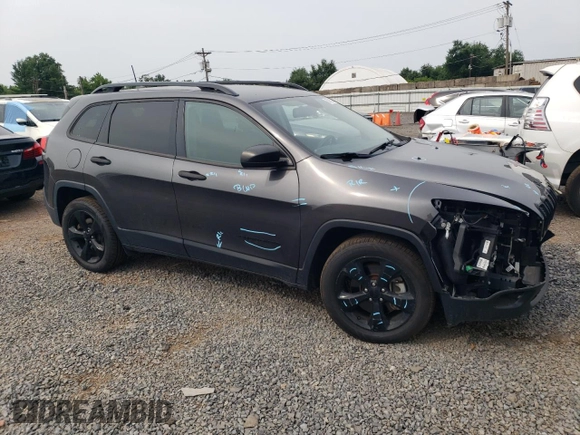 2017 Jeep Cherokee Sport with VIN 1C4PJLAS2HW652382, listed as a Copart auction lot 63910224 with 80,855 mi miles and Salvage title. Bid and sale history available at DreamBid. Image 4.