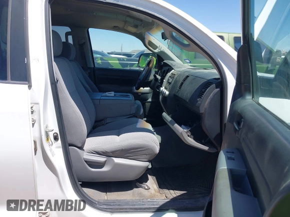 2007 Toyota Tundra SR5 with VIN 5TBEV541X7S468096, listed as a IAAI auction lot 42111698 with 1 mi miles. Bid and sale history available at carsss.com. Image 5.