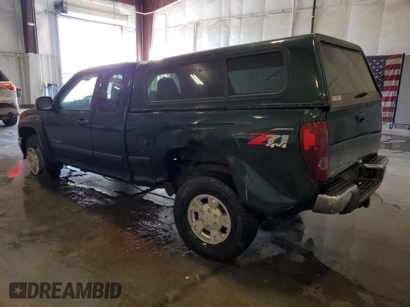 2004 Chevrolet Colorado LS Z71 with VIN 1GCDT196448179124, listed as a Copart auction lot 73243724 with 172,671 mi miles and Salvage Title. Bid and sale history available at carsss.com. Image 2.