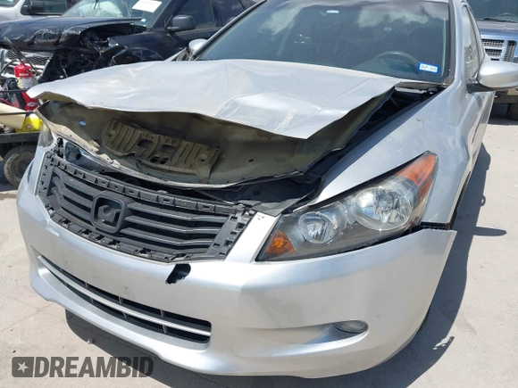 2010 Honda Accord EX z VIN 1HGCP3F72AA025767, wystawiony jako IAAI lot #42533345 z przebiegiem 155 307 mil mil oraz . Historia ofert i sprzedaży dostępna na DreamBid. Obrazek 6.