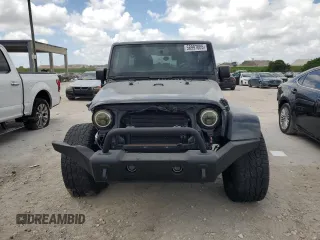 2016 Jeep Wrangler Unlimited Sahara with VIN 1C4HJWEG8GL275844, listed as a Copart auction lot 58997665 with 71,583 mi miles and Salvage title. Bid and sale history available at DreamBid. Image 5.