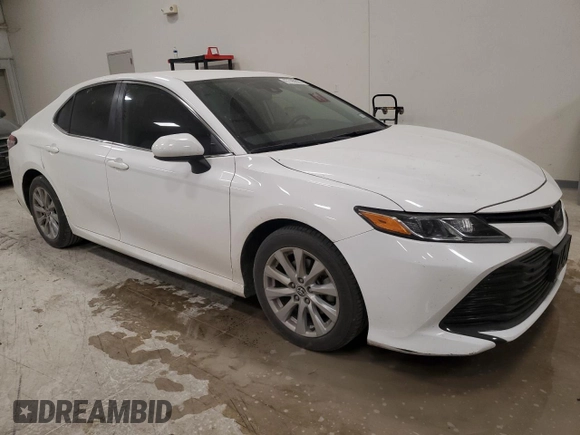 2020 Toyota Camry LE with VIN 4T1C11AK3LU957456, listed as a Copart auction lot 47795625 with 156,881 mi miles and Salvage Title. Bid and sale history available at DreamBid. Image 4.