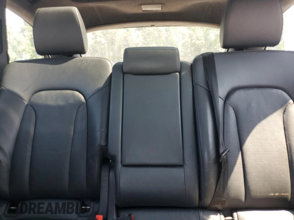 2015 Audi Q7 S line Prestige with VIN WA1DGAFE6FD021100, listed as a Copart auction lot 60228105 with 124,955 mi miles and Salvage title. Bid and sale history available at DreamBid. Image 10.