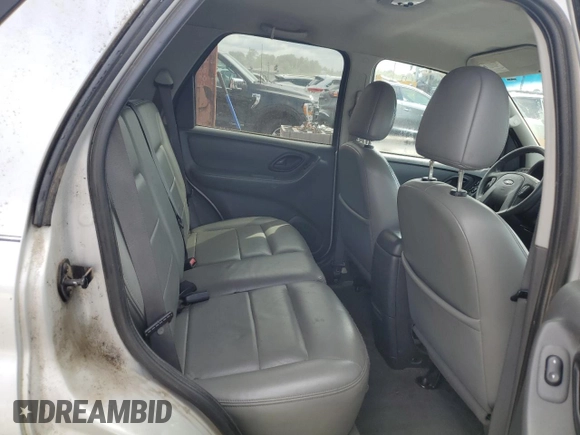 2005 Ford Escape XLS Value with VIN 1FMYU02Z85DA14324, listed as a Copart auction lot 73111164 with 212,118 mi miles and Salvage Title. Bid and sale history available at DreamBid. Image 11.