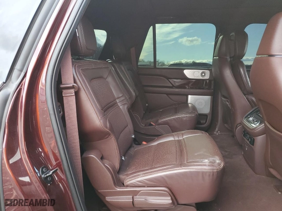 2019 Lincoln Navigator L Black Label with VIN 5LMJJ3TT5KEL18249, listed as a Copart auction lot 44564145 with 87,025 mi miles and Salvage Title. Bid and sale history available at carsss.com. Image 11.