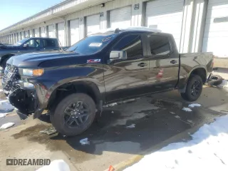 2019 Chevrolet Silverado 1500 Custom Trail Boss with VIN 1GCPYCEF6KZ328611, listed as a Copart auction lot 87818205 with 139,445 mi miles and Salvage Title. Bid and sale history available at carsss.com. Image 1.