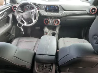 2020 Chevrolet Blazer RS z VIN 3GNKBERS0LS553823, wystawiony jako Copart lot #57867605 z przebiegiem 57 670 mil mil oraz Szkoda całkowita • Salvage title. Historia ofert i sprzedaży dostępna na DreamBid. Obrazek 8.